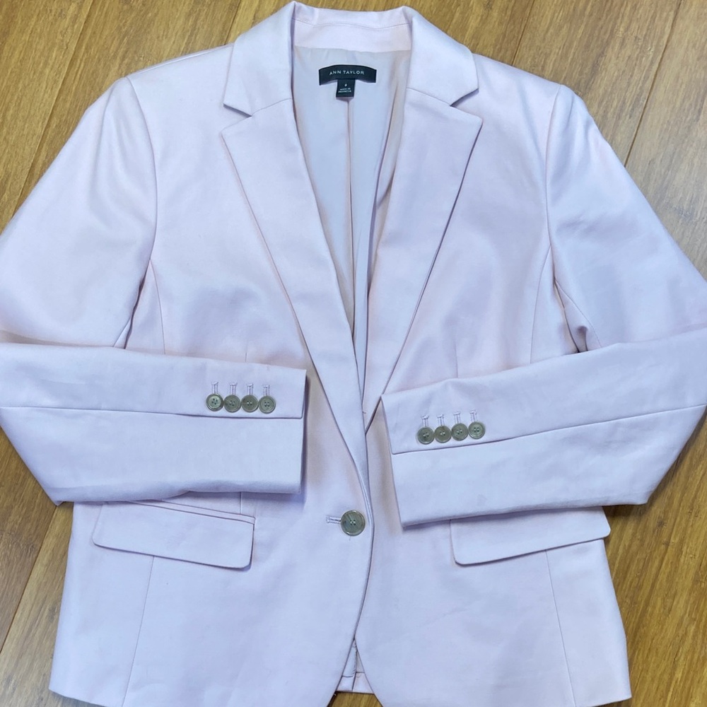 Ann Taylor Light Pink Professional Structured Blazer size 8